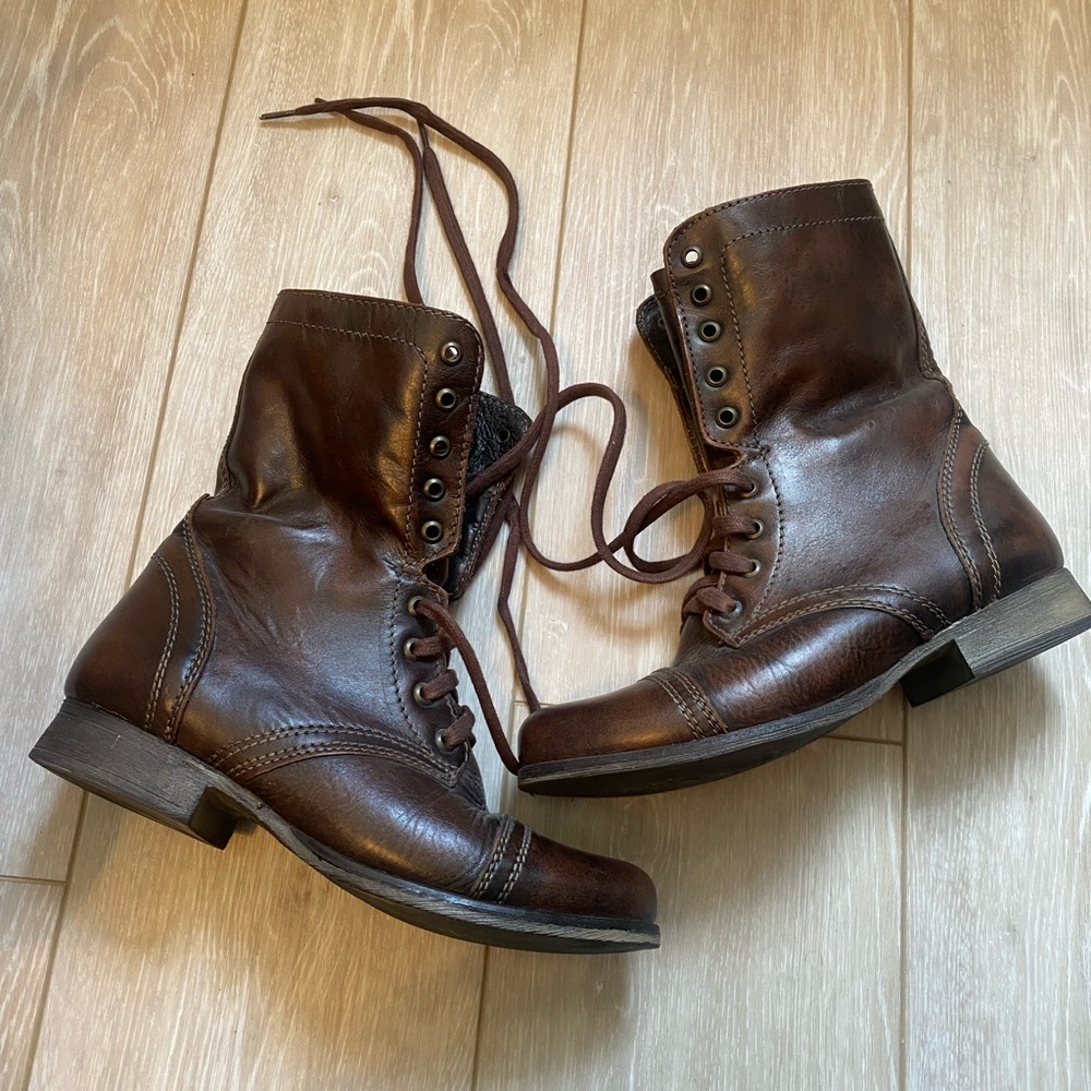 Steve Madden Troopa Brown Leather Combat Boots